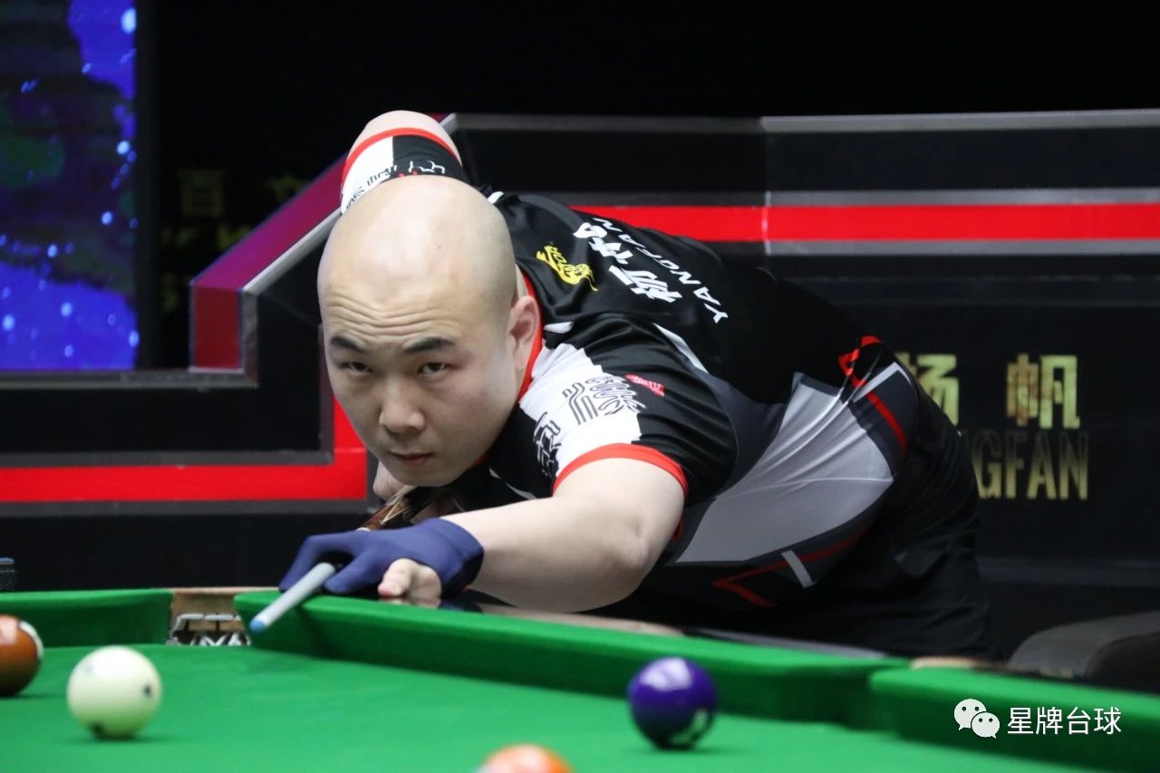 的贡献不容 的贡献不容