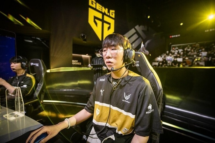 门兴0比1 门兴0比1